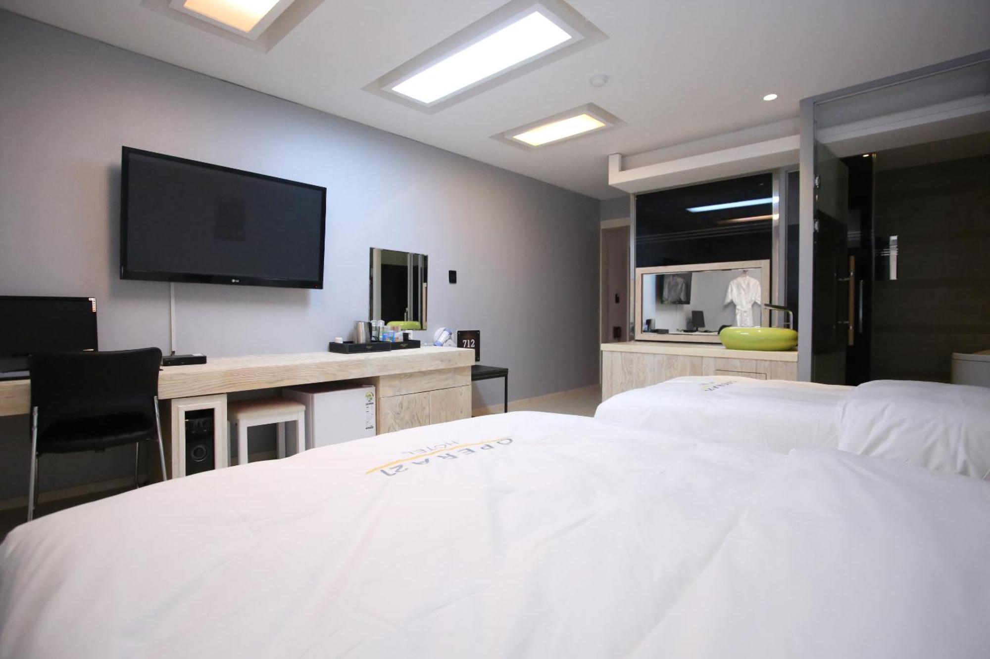 Opera 21 Hotel Jeonju Buitenkant foto